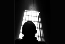 ENTRAR NA PRISÃO COM SAÚDE, SAIR EM CADEIRA DE RODAS