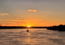 PELOS CAMINHOS DA ÁGUA POR ANGOLA, NAMÍBIA, BOTSWANA, ZÂMBIA