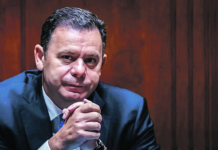 O CAVALEIRO DO DESPACHO MAIS RÁPIDO QUE A PRÓPRIA SOMBRA